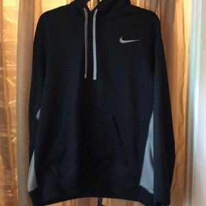 Nike Therma-Fit Hoodie